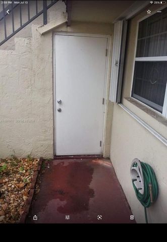 6435 SW 130th Ave 305, Miami, FL 33183