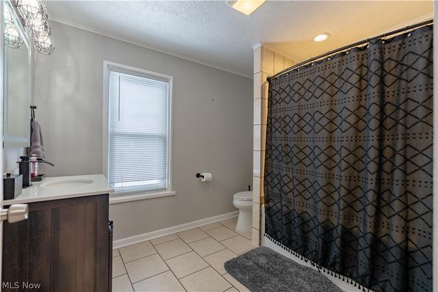 702 Griffith Avenue SW, Massillon, OH 44647