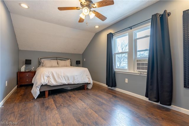 702 Griffith Avenue SW, Massillon, OH 44647