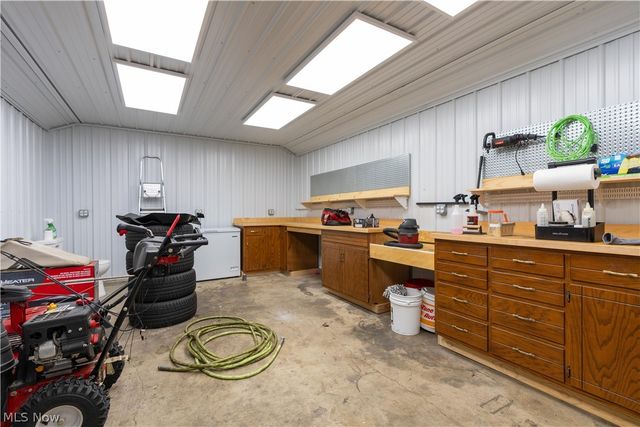 702 Griffith Avenue SW, Massillon, OH 44647