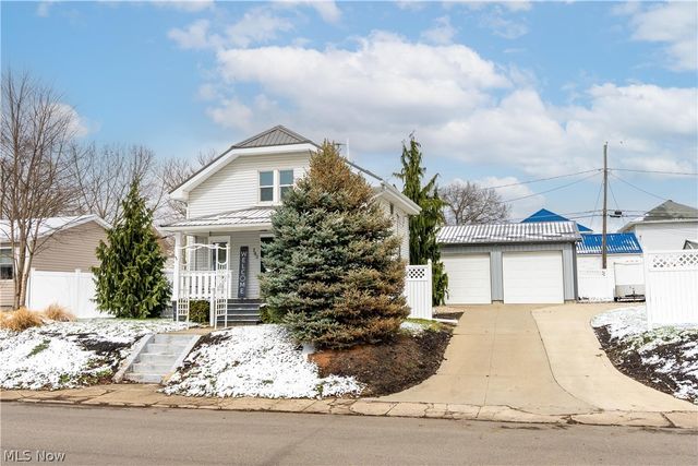 702 Griffith Avenue SW, Massillon, OH 44647