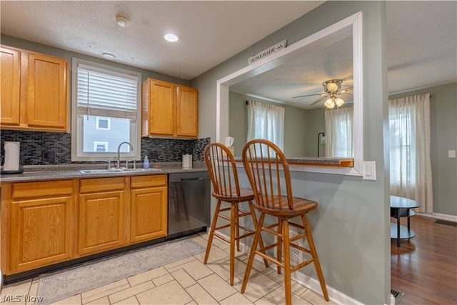 702 Griffith Avenue SW, Massillon, OH 44647