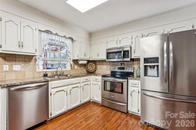 2501 Castlewood Drive, Gastonia, NC 28056