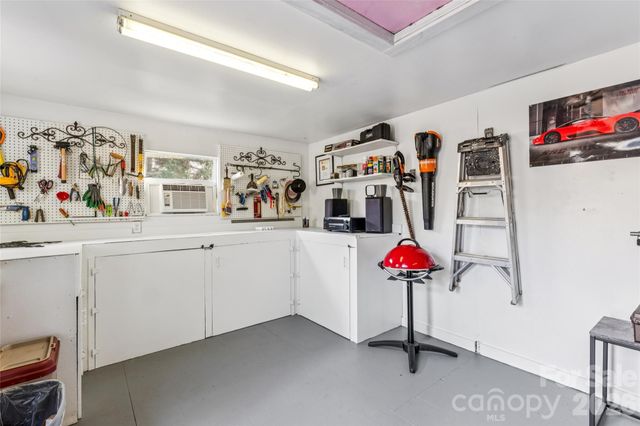 2501 Castlewood Drive, Gastonia, NC 28056