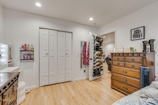 403 Wilson Avenue, Johnson City, TN 37604