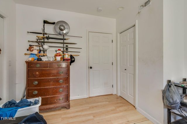 403 Wilson Avenue, Johnson City, TN 37604