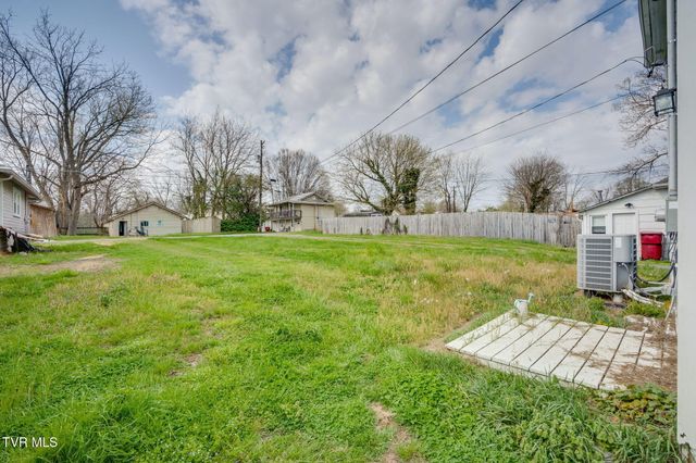 403 Wilson Avenue, Johnson City, TN 37604