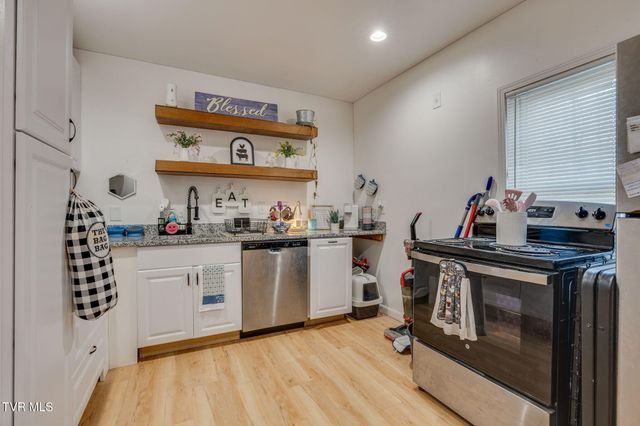 403 Wilson Avenue, Johnson City, TN 37604