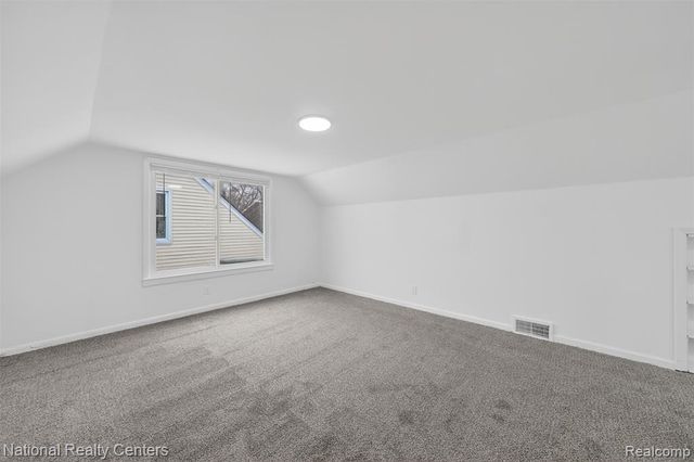 594 E Mansfield Avenue, Pontiac, MI 48340