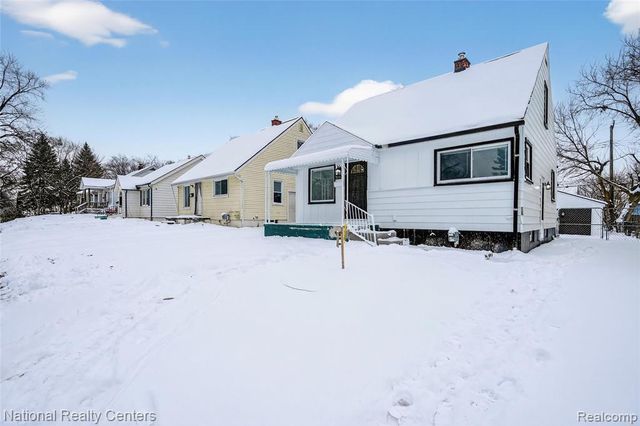 594 E Mansfield Avenue, Pontiac, MI 48340