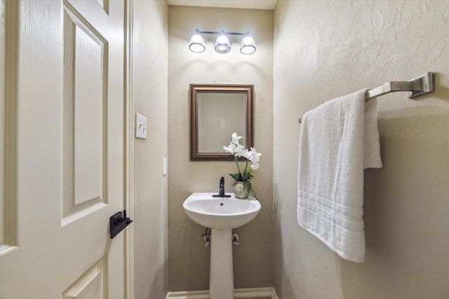 4643 Forest Home Drive, Missouri City, TX 77459