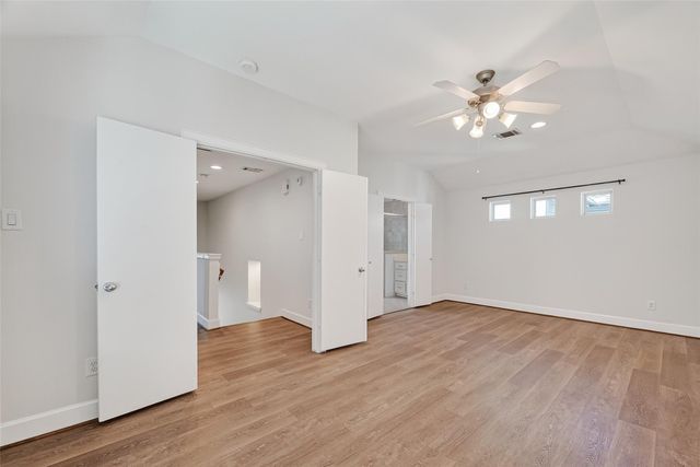 5951 South Loop E 47, Houston, TX 77033