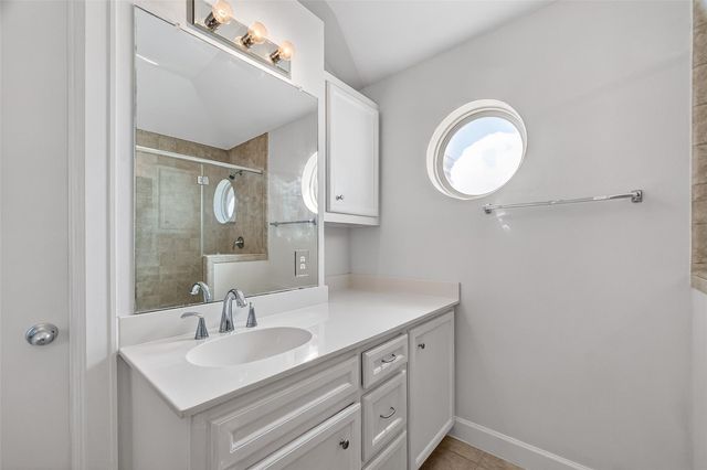 5951 South Loop E 47, Houston, TX 77033