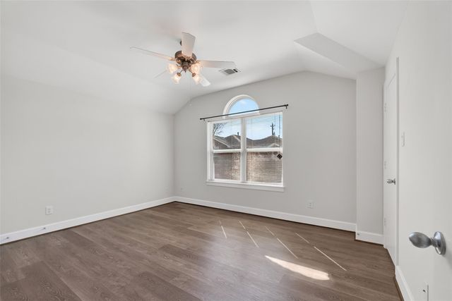 5951 South Loop E 47, Houston, TX 77033