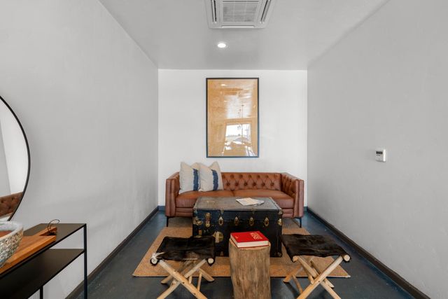 6539 E Peltier Rd, Acampo, CA 95220