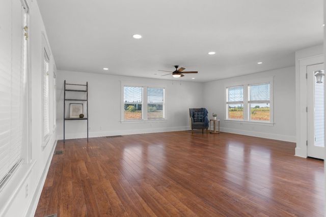 6539 E Peltier Rd, Acampo, CA 95220