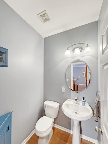 8709 Lake Hills Drive, St. John, IN 46373