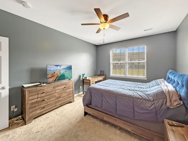 8709 Lake Hills Drive, St. John, IN 46373