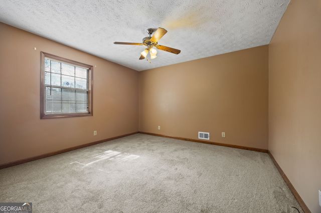 180 Oak Leaf Drive, Stockbridge, GA 30281