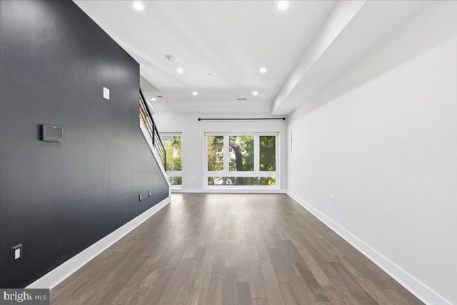 1168 ABBEY PL NE, Washington, DC 20002