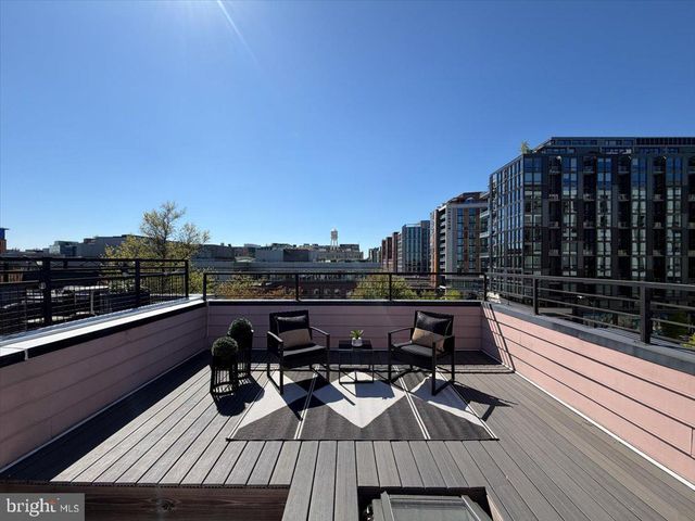 1168 ABBEY PL NE, Washington, DC 20002