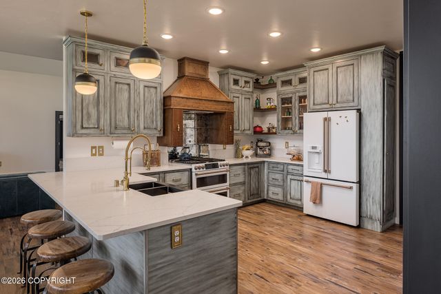 8626 E Amazing View Circle, Palmer, AK 99645
