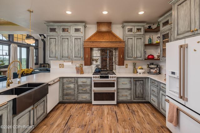 8626 E Amazing View Circle, Palmer, AK 99645