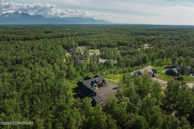 8626 E Amazing View Circle, Palmer, AK 99645