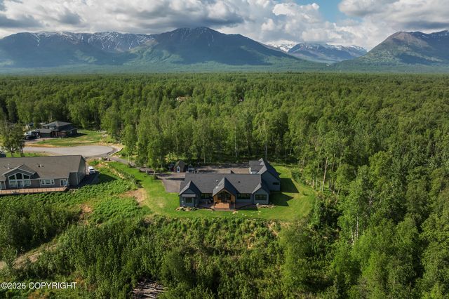 8626 E Amazing View Circle, Palmer, AK 99645