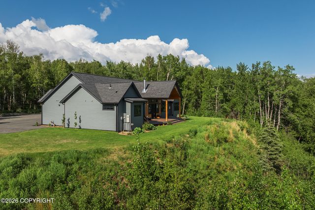 8626 E Amazing View Circle, Palmer, AK 99645