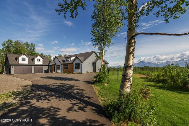 8626 E Amazing View Circle, Palmer, AK 99645