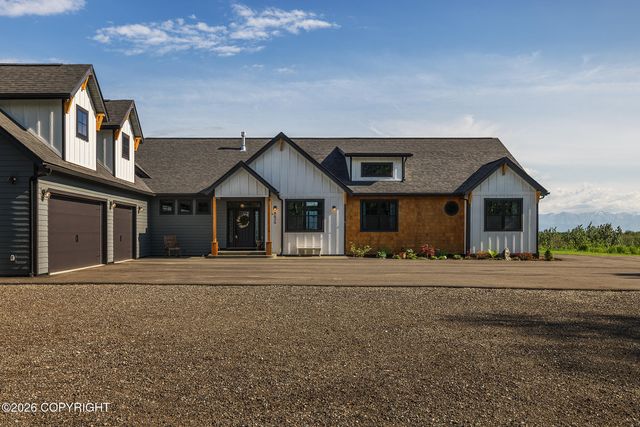 8626 E Amazing View Circle, Palmer, AK 99645