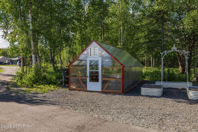 8626 E Amazing View Circle, Palmer, AK 99645
