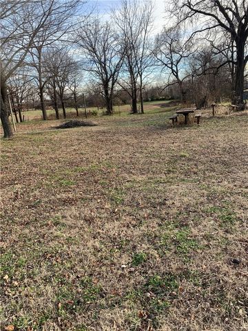891 & 987 Elk Road, Bentonville, AR 72713
