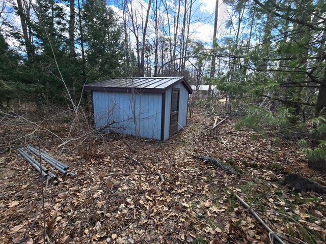 1793 W Kittle Road, Mio, MI 48647