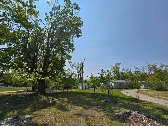 1793 W Kittle Road, Mio, MI 48647