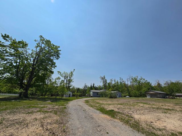 1793 W Kittle Road, Mio, MI 48647