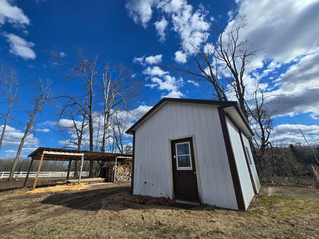 1793 W Kittle Road, Mio, MI 48647