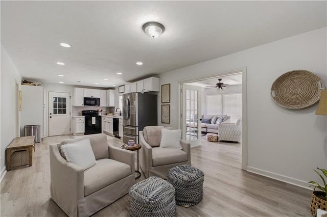 285 DANIA Drive, Alpharetta, GA 30009