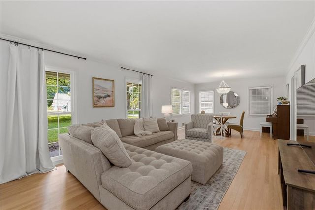 285 DANIA Drive, Alpharetta, GA 30009
