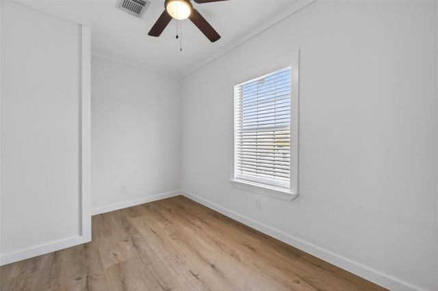 2202 Hutchins Street D, Houston, TX 77003