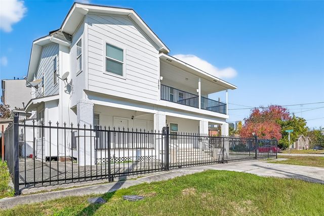 2202 Hutchins Street D, Houston, TX 77003