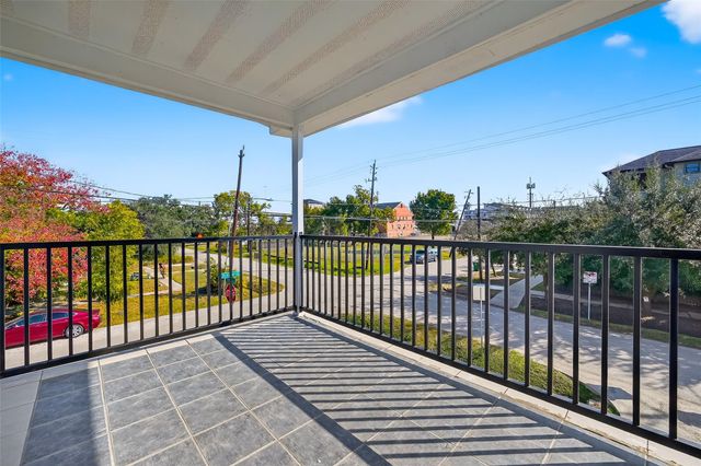 2202 Hutchins Street D, Houston, TX 77003