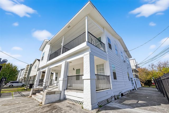 2202 Hutchins Street D, Houston, TX 77003