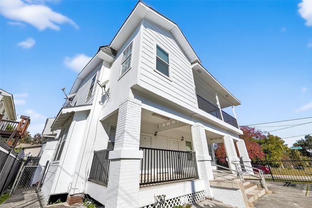 2202 Hutchins Street D, Houston, TX 77003