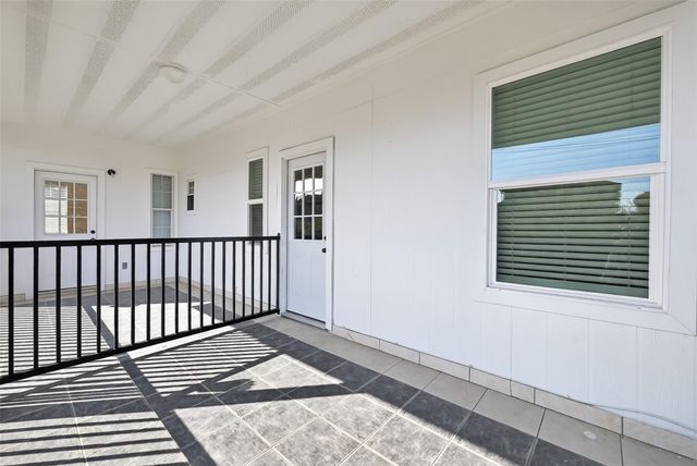 2202 Hutchins Street D, Houston, TX 77003