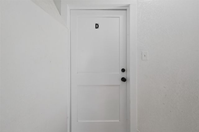 2202 Hutchins Street D, Houston, TX 77003