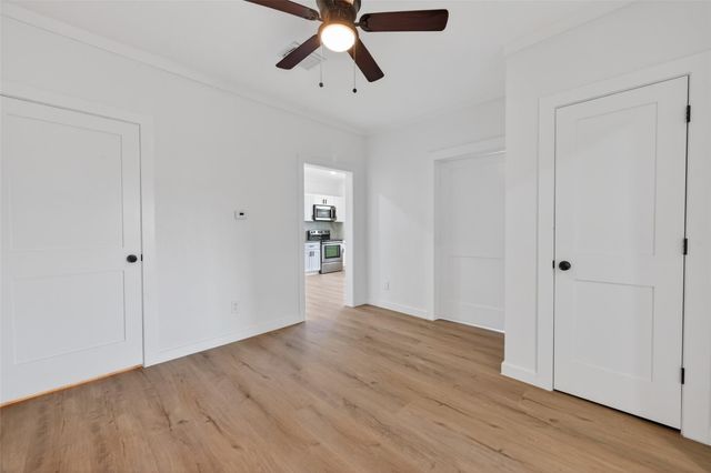 2202 Hutchins Street D, Houston, TX 77003