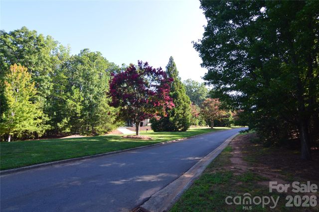 3036 Lake Pointe Drive 170, Belmont, NC 28012