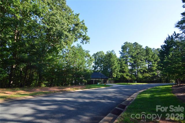 3036 Lake Pointe Drive 170, Belmont, NC 28012